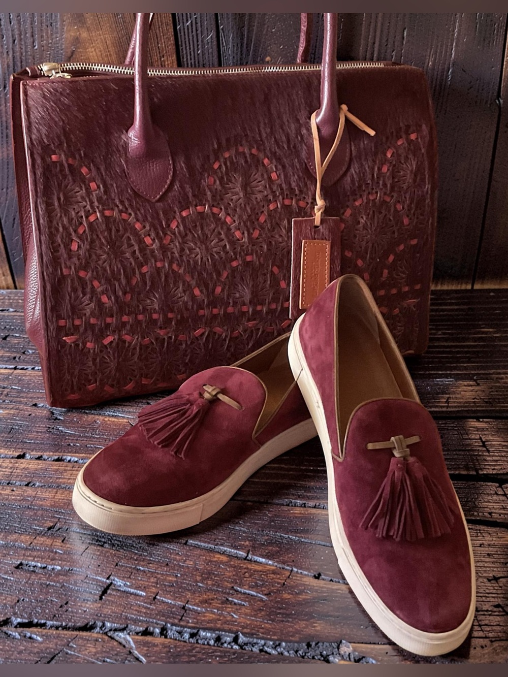 FRYE GEMMA BORDEAUX SUEDE TASSEL LOAFERS SIZE 9